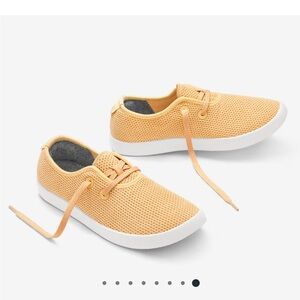 Allbirds Women’s Tree skippers - Lux Beige color